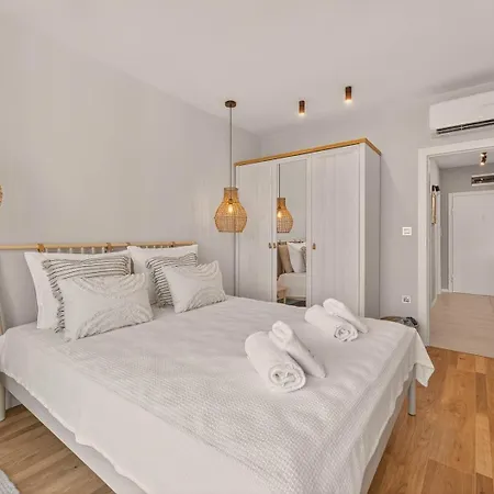 Breezy Boho 2bd With Sea View - Chayka By Flat Mаnаger Апартаменты Варна