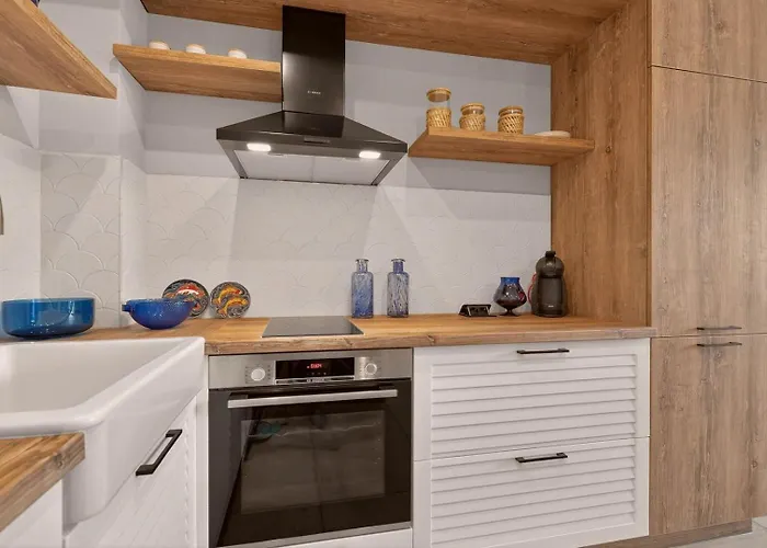 Apartment Breezy Boho 2bd With Sea View - Chayka By Flat Mаnаger Varna